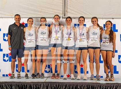 Thumbnail 3 in UIL Girls Cross Country Finals (Awards) photogallery.