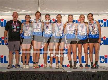 Thumbnail 1 in UIL Girls Cross Country Finals (Awards) photogallery.