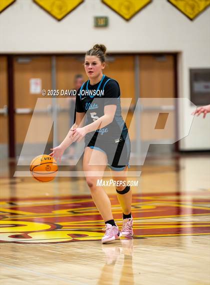 Thumbnail 3 in Rocky Mountain vs. Vista Ridge (CHSAA 6A Round 2) photogallery.