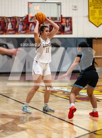 Thumbnail 3 in Rocky Mountain vs. Vista Ridge (CHSAA 6A Round 2) photogallery.