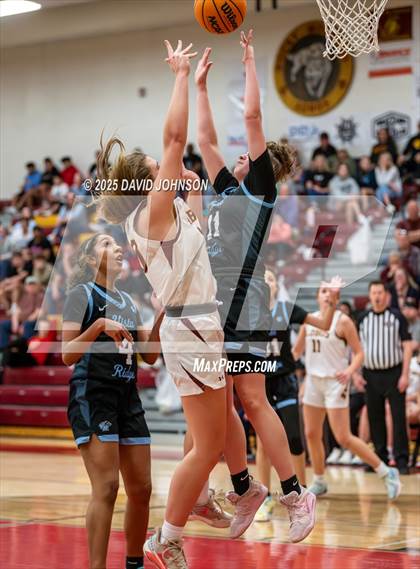 Thumbnail 1 in Rocky Mountain vs. Vista Ridge (CHSAA 6A Round 2) photogallery.