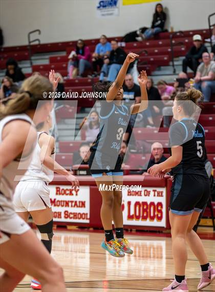 Thumbnail 3 in Rocky Mountain vs. Vista Ridge (CHSAA 6A Round 2) photogallery.