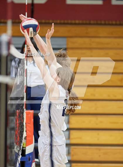 Thumbnail 3 in Albany @ Campolindo photogallery.