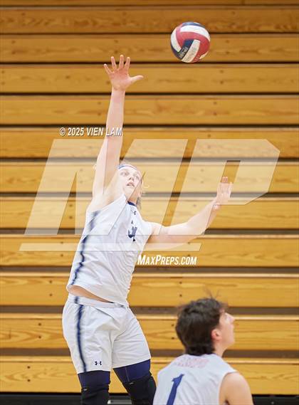 Thumbnail 1 in Albany @ Campolindo photogallery.