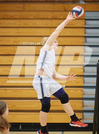 Thumbnail 2 in Albany @ Campolindo photogallery.