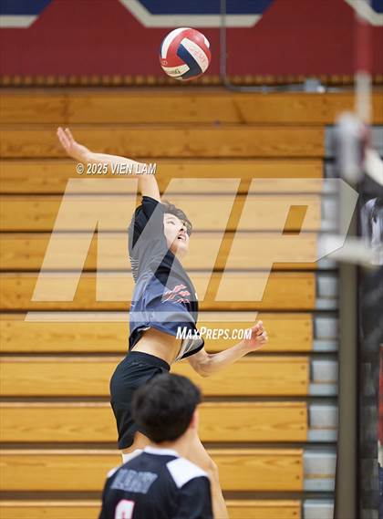Thumbnail 2 in Albany @ Campolindo photogallery.