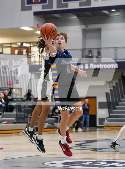 Thumbnail 2 in Fort Wayne Blackhawk Christian vs. Avon (Sneakers for Santa Shootout) photogallery.