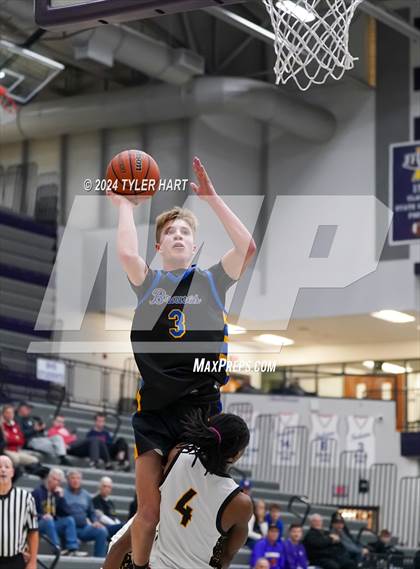 Thumbnail 2 in Fort Wayne Blackhawk Christian vs. Avon (Sneakers for Santa Shootout) photogallery.