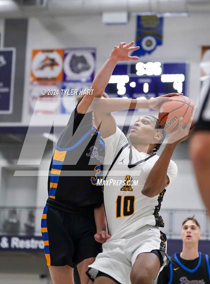 Thumbnail 1 in Fort Wayne Blackhawk Christian vs. Avon (Sneakers for Santa Shootout) photogallery.