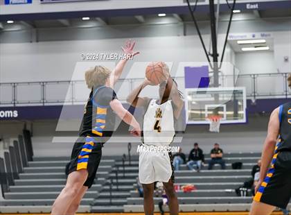 Thumbnail 1 in Fort Wayne Blackhawk Christian vs. Avon (Sneakers for Santa Shootout) photogallery.