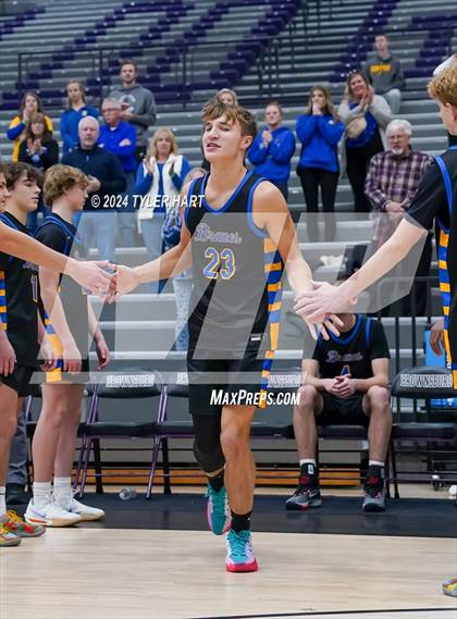 Thumbnail 3 in Fort Wayne Blackhawk Christian vs. Avon (Sneakers for Santa Shootout) photogallery.