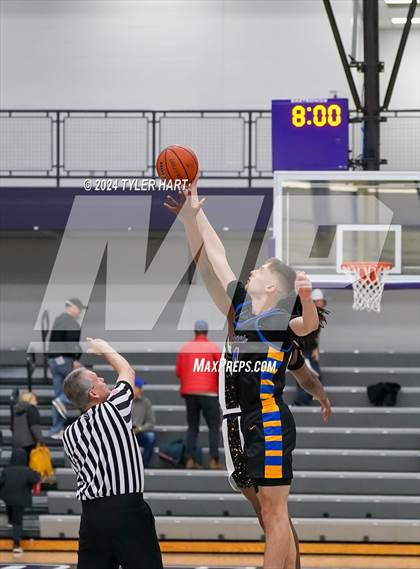 Thumbnail 1 in Fort Wayne Blackhawk Christian vs. Avon (Sneakers for Santa Shootout) photogallery.