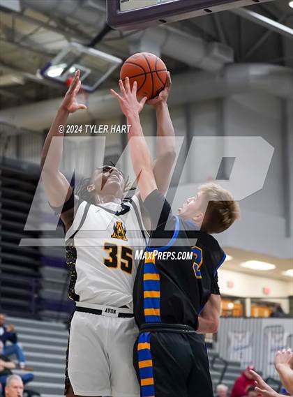 Thumbnail 2 in Fort Wayne Blackhawk Christian vs. Avon (Sneakers for Santa Shootout) photogallery.