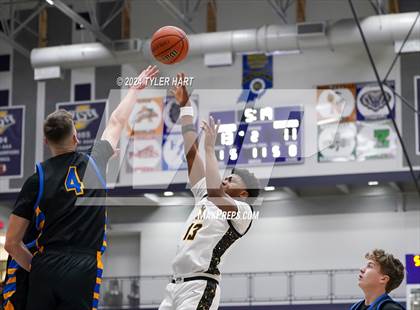 Thumbnail 1 in Fort Wayne Blackhawk Christian vs. Avon (Sneakers for Santa Shootout) photogallery.