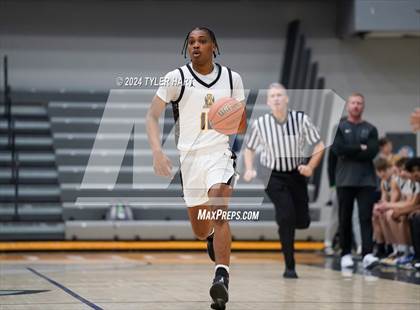 Thumbnail 1 in Fort Wayne Blackhawk Christian vs. Avon (Sneakers for Santa Shootout) photogallery.