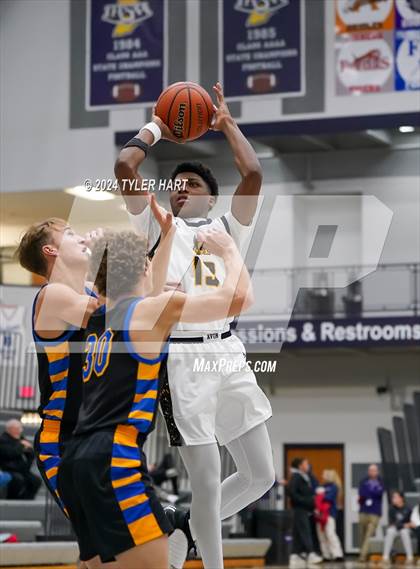 Thumbnail 1 in Fort Wayne Blackhawk Christian vs. Avon (Sneakers for Santa Shootout) photogallery.