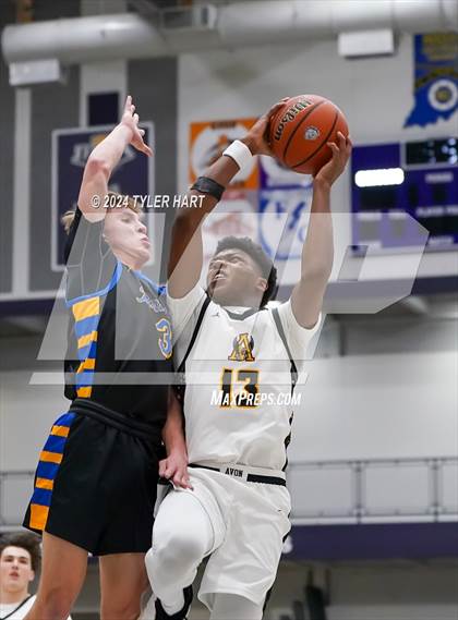 Thumbnail 3 in Fort Wayne Blackhawk Christian vs. Avon (Sneakers for Santa Shootout) photogallery.