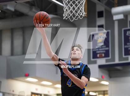 Thumbnail 1 in Fort Wayne Blackhawk Christian vs. Avon (Sneakers for Santa Shootout) photogallery.