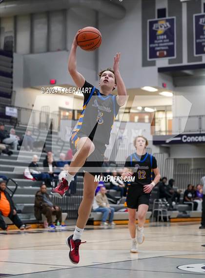Thumbnail 1 in Fort Wayne Blackhawk Christian vs. Avon (Sneakers for Santa Shootout) photogallery.