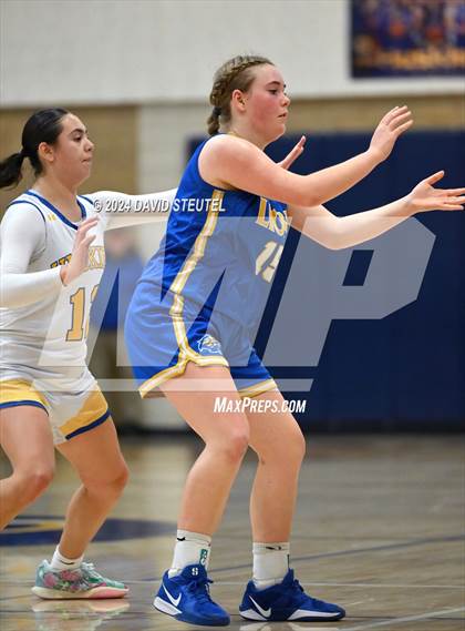 Thumbnail 1 in Faith Christian vs. Sutter (Sutter Tournament) photogallery.