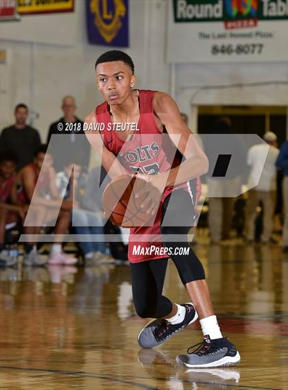 Thumbnail 3 in James Logan vs. Sheldon (65th Gridley Invitational) photogallery.