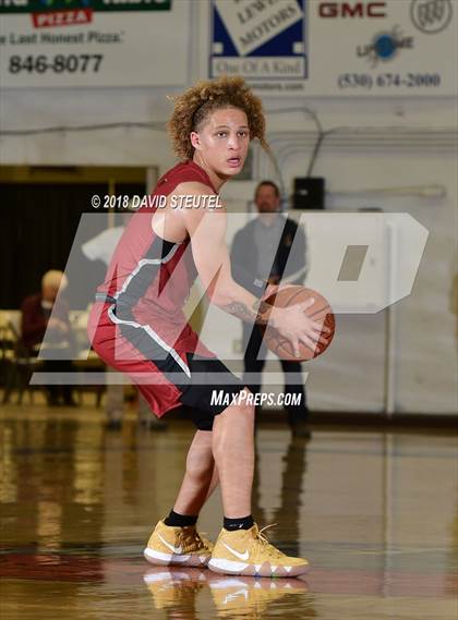 Thumbnail 2 in James Logan vs. Sheldon (65th Gridley Invitational) photogallery.