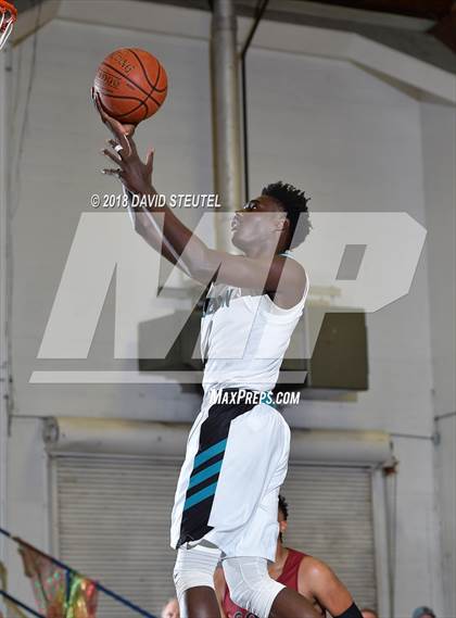Thumbnail 3 in James Logan vs. Sheldon (65th Gridley Invitational) photogallery.