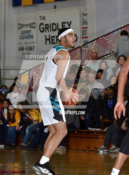 Thumbnail 3 in James Logan vs. Sheldon (65th Gridley Invitational) photogallery.