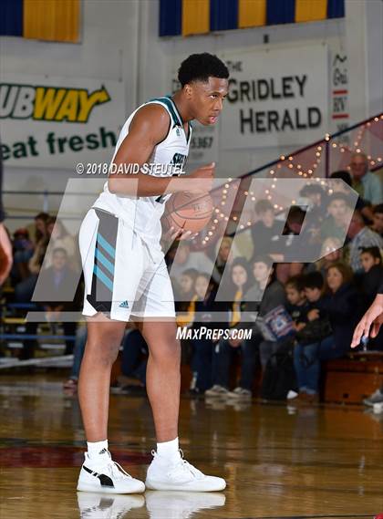 Thumbnail 2 in James Logan vs. Sheldon (65th Gridley Invitational) photogallery.