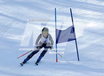 Thumbnail 3 in NYSPHSAA Section V Class A &B Giant Slalom Final (First Run) photogallery.