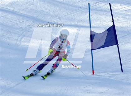 Thumbnail 2 in NYSPHSAA Section V Class A &B Giant Slalom Final (First Run) photogallery.