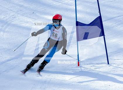 Thumbnail 1 in NYSPHSAA Section V Class A &B Giant Slalom Final (First Run) photogallery.