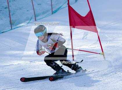 Thumbnail 3 in NYSPHSAA Section V Class A &B Giant Slalom Final (First Run) photogallery.
