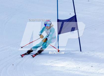 Thumbnail 2 in NYSPHSAA Section V Class A &B Giant Slalom Final (First Run) photogallery.