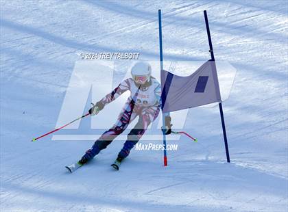 Thumbnail 1 in NYSPHSAA Section V Class A &B Giant Slalom Final (First Run) photogallery.