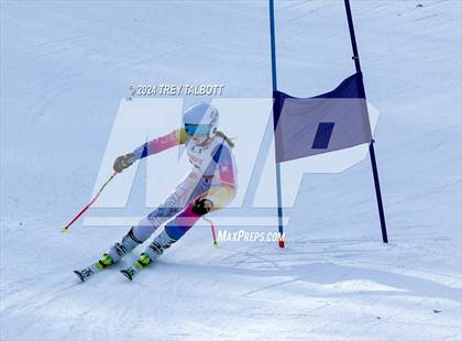 Thumbnail 2 in NYSPHSAA Section V Class A &B Giant Slalom Final (First Run) photogallery.