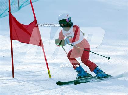 Thumbnail 1 in NYSPHSAA Section V Class A &B Giant Slalom Final (First Run) photogallery.