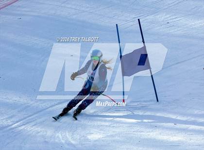 Thumbnail 1 in NYSPHSAA Section V Class A &B Giant Slalom Final (First Run) photogallery.