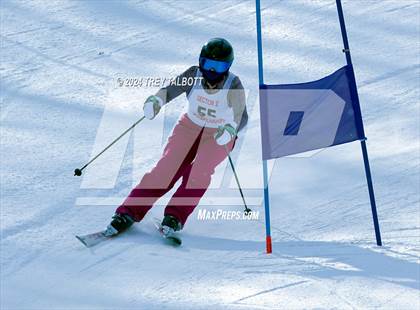 Thumbnail 2 in NYSPHSAA Section V Class A &B Giant Slalom Final (First Run) photogallery.