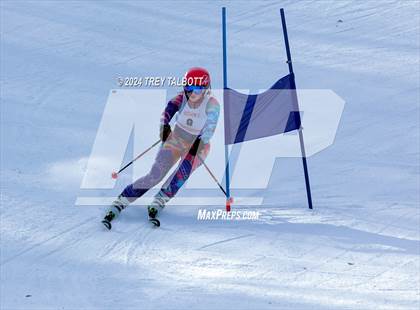 Thumbnail 2 in NYSPHSAA Section V Class A &B Giant Slalom Final (First Run) photogallery.