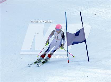 Thumbnail 2 in NYSPHSAA Section V Class A &B Giant Slalom Final (First Run) photogallery.