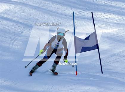 Thumbnail 2 in NYSPHSAA Section V Class A &B Giant Slalom Final (First Run) photogallery.