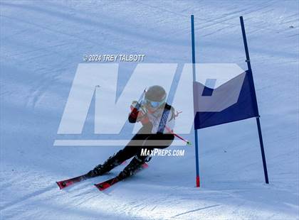 Thumbnail 2 in NYSPHSAA Section V Class A &B Giant Slalom Final (First Run) photogallery.