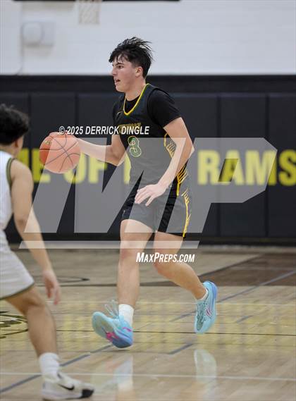 Thumbnail 2 in Lynbrook vs West Hempstead (Mike Cingiser Memorial Tournament) photogallery.