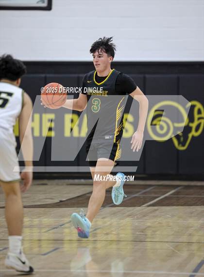 Thumbnail 3 in Lynbrook vs West Hempstead (Mike Cingiser Memorial Tournament) photogallery.