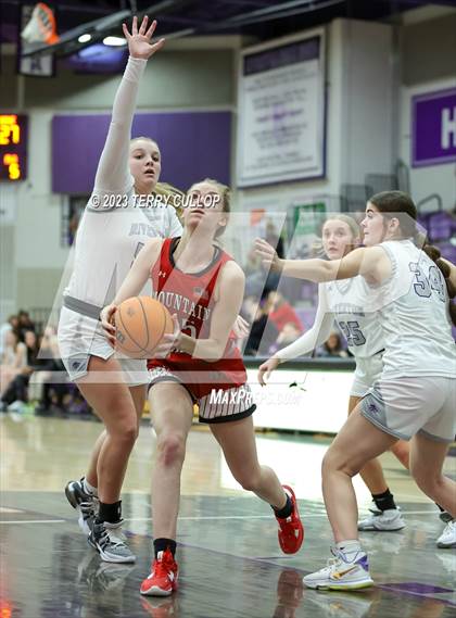 Thumbnail 1 in Mountain Ridge @ Riverton photogallery.