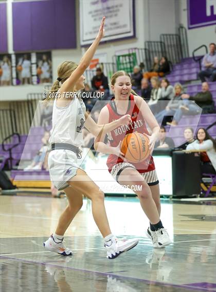 Thumbnail 3 in Mountain Ridge @ Riverton photogallery.