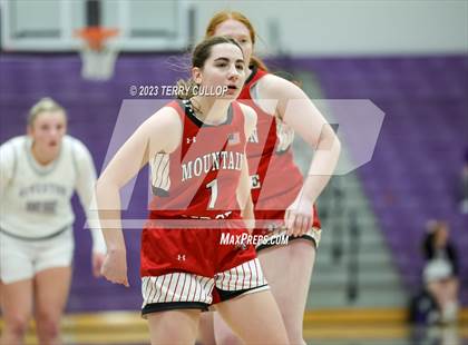 Thumbnail 1 in Mountain Ridge @ Riverton photogallery.