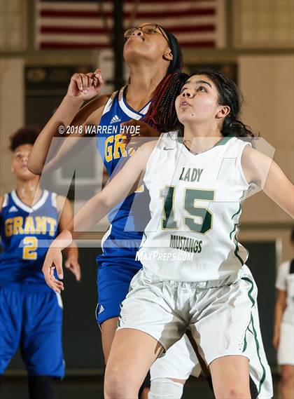 Thumbnail 3 in Grant @ Monterey Trail photogallery.
