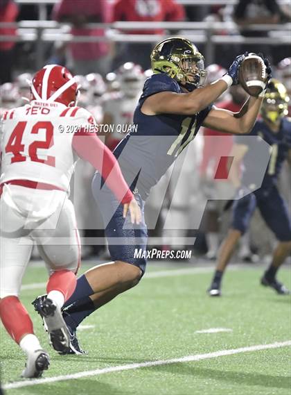 Thumbnail 2 in Mater Dei @ St. John Bosco photogallery.